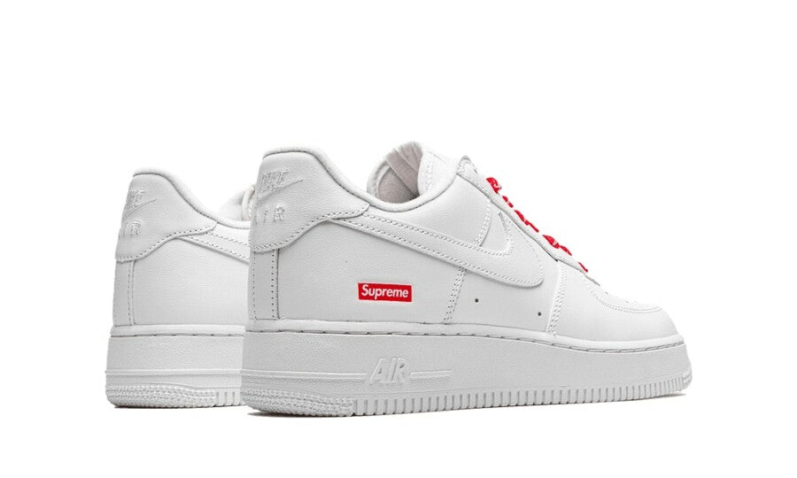 Nike Air Force 1 Low Supreme White